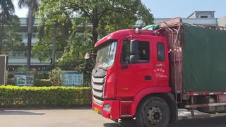 Delivery - 20 twin-screw + recycling system